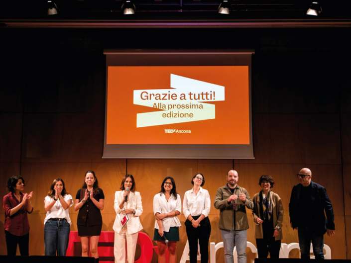TEDxAncona 2025: Luana e Valentina sul palco delle “Parole Necessarie”